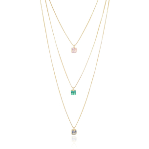 Gargantilha Tripla Pontos de Luz Quadrados Coloridos Banho Dourado