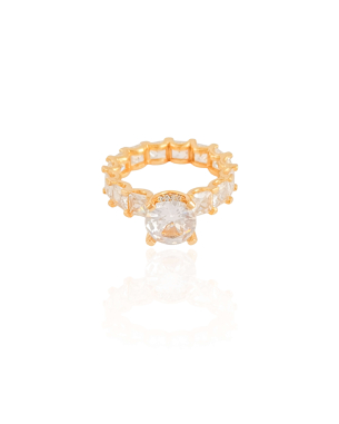 Anel Carré Ponto de Luz Cristal Tamanho 16 Banho Dourado